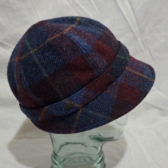 Mucros Weavers Muckross House Killarney, Ireland Adjustable Wool Flapper